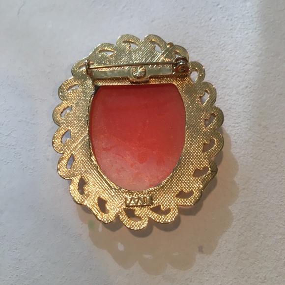 Vintage brooch. Orange white and gold. - Picture 4 of 4
